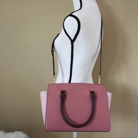 Last one ✨Michael Kors medium Selma olive satchel - Picture 8 of 8